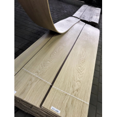 Струганий шпон дуба. 0,6мм – товщина, сорт АВ тангентал